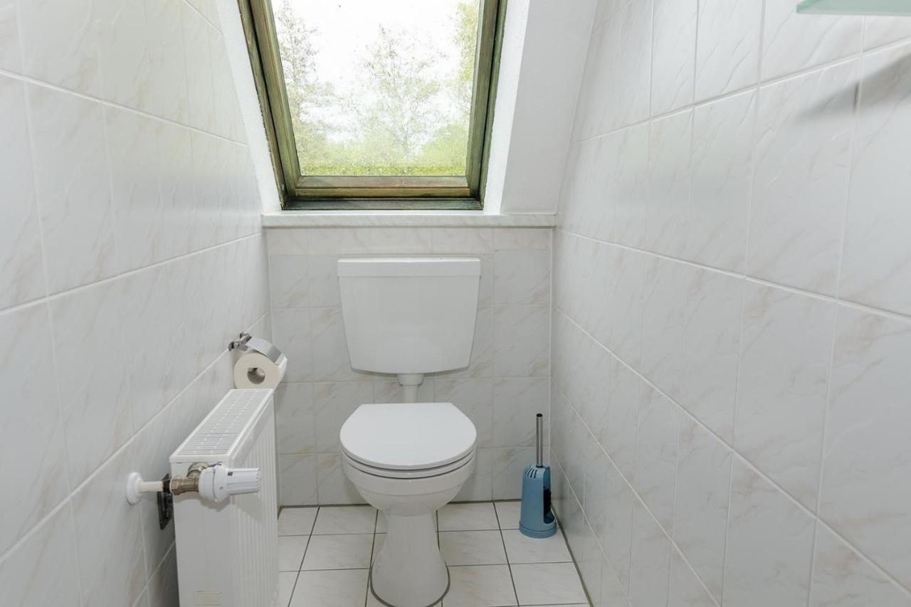 Ferienwohnung-Auf-Ruegen-Fuer-3-Erwachsene-Und-1-Kind-In-Schaprode-Zi6 Eksteriør bilde